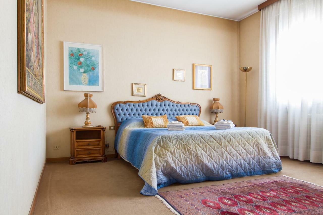 Appartamento Ampio E Indipendente Con Vista Giardino Paderno d'Adda エクステリア 写真